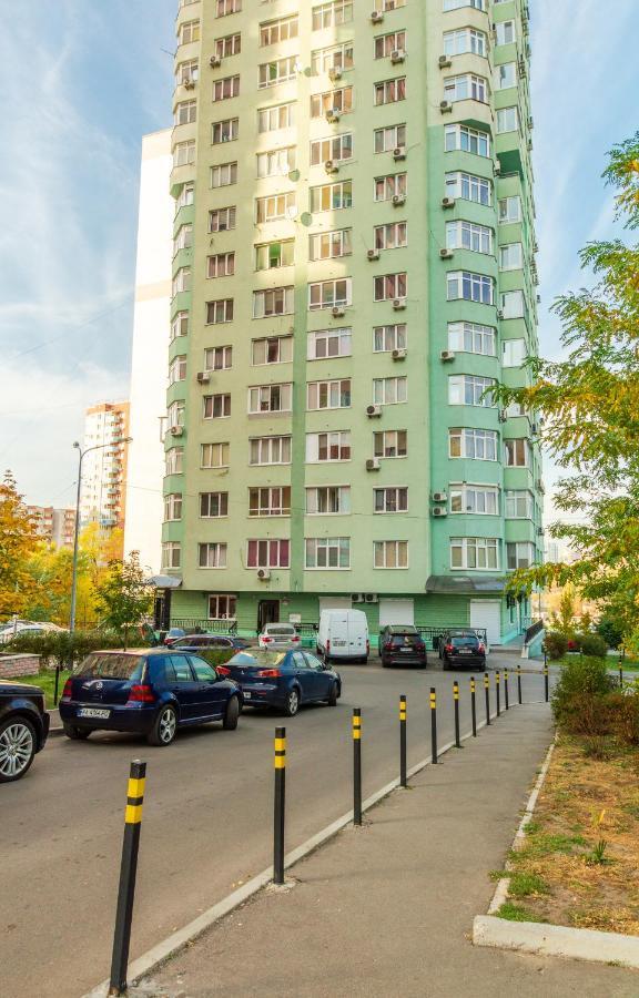 Квартиры По Улице Феодосийская, 1-А 키예프 외부 사진